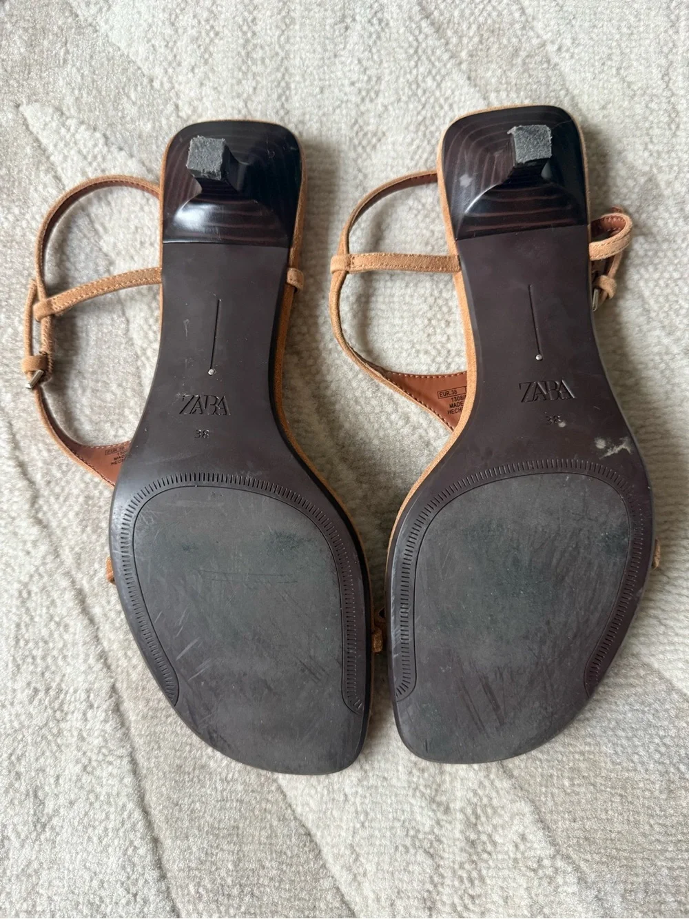 Zara suede kitten heel sandals - Picture 3 of 5